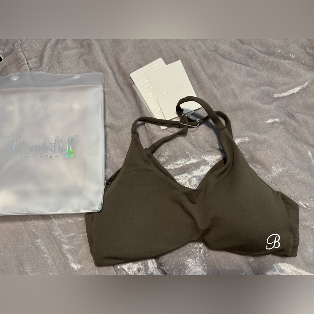 Bombshell Sportswear passion winter Oak Sports Bra